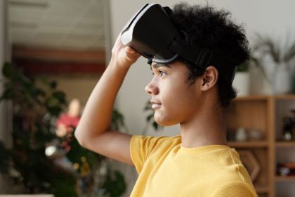Die KI ist die erste Technologie, die direkt in kognitive Tätigkeiten eingreift. Foto: Pexels