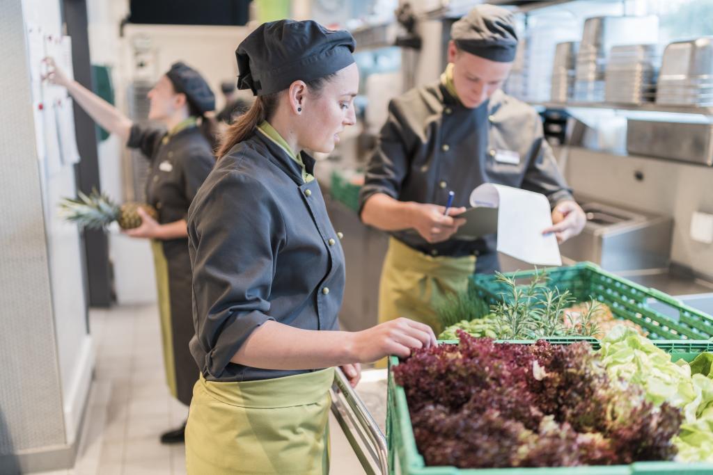 Die Lehre in der Systemgastronomie bildet Allrounder aus, die in der Branche gesucht sind. Foto: SV Group