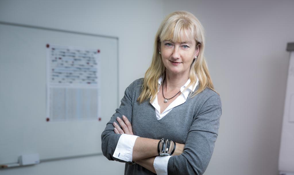 Dr. Claudia Stadelmann Keller ist Studiengangleiterin Executive MBA an der Fernfachhochschule Schweiz (FFHS)