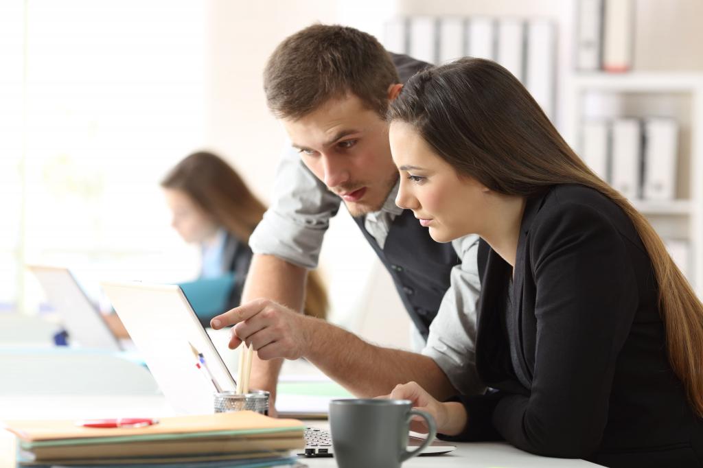 Die Lehre im Büro ist sehr gefragt. Foto: Adobe Stock