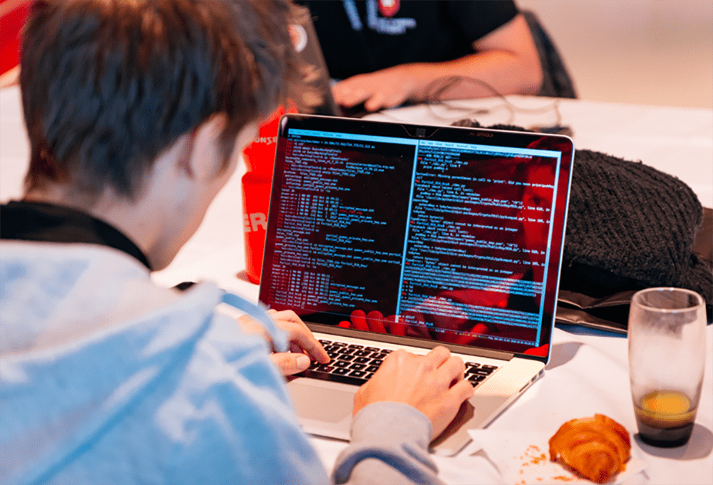 Cyber Security-Experten befassen sich mit zahlreichen Themen rund um IT-Sicherheit. Foto: HSR