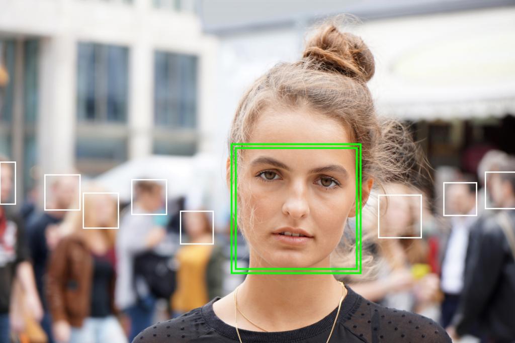 Eine der bekanntesten Anwendungen von maschinellem Lernen ist die Gesichtserkennung. (Adobe Stock)