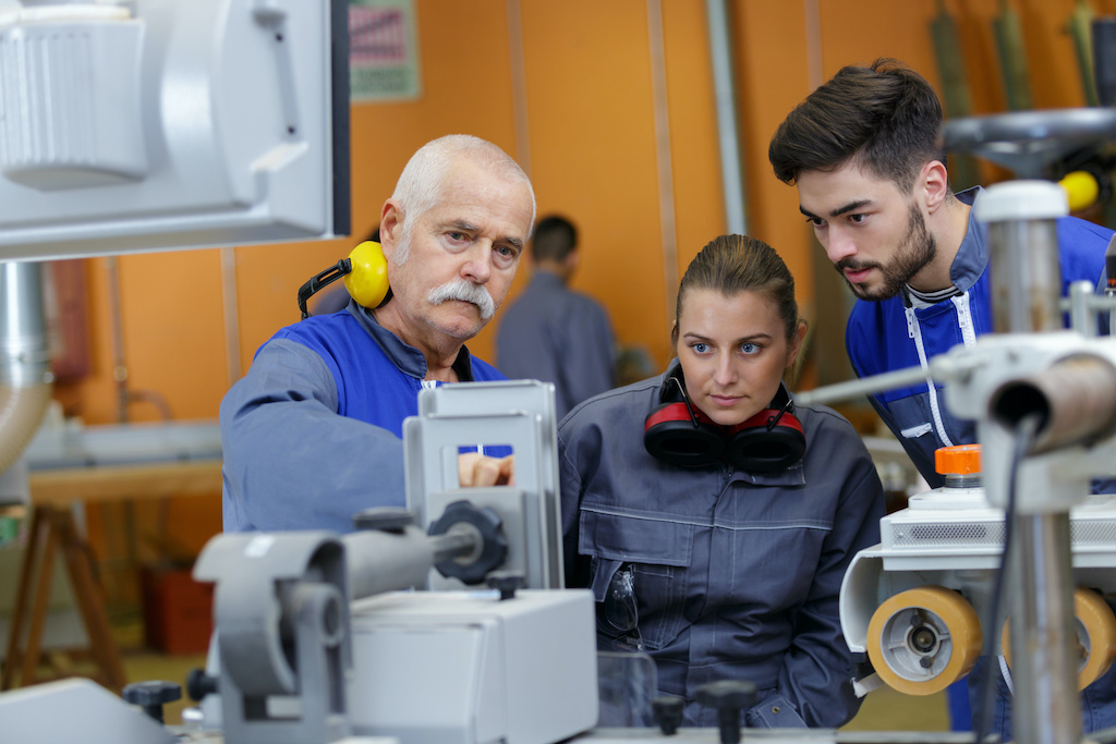 Mit einer Lehre im Berufsleben durchstarten. Foto: Adobe Stock