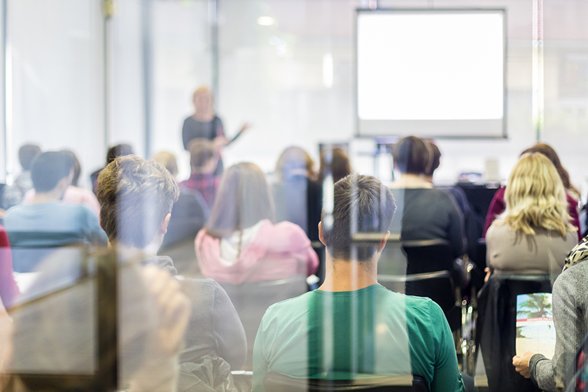 Rätoromanisch droht das Aus an der Universität Zürich. (© Matej Kastelic / Fotolia)