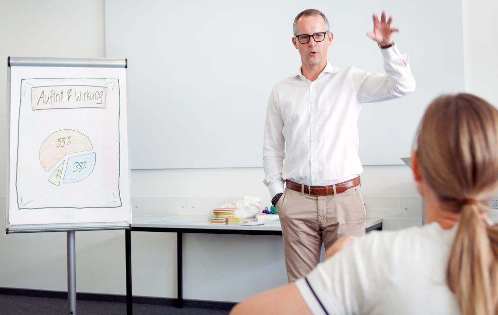 Nur Workshops und Beratungsgespräche? Nicht ganz: Das Aufgabenspektrum im Teamcoaching und in der Supervision ist abwechslungsreicher als viele denken. Foto: Coachingzentrum Olten GmbH